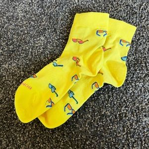 NWOT Bombas Lightweight Quarter Socks Yellow with Sunglasses